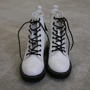 NWT F21 White Combat Boots - 10 WIDE